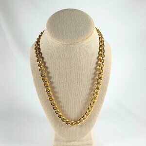 20  INCH GOLD TONE, CURB LINK NECKLACE WITH LOBSTER CLAW CLOSURE